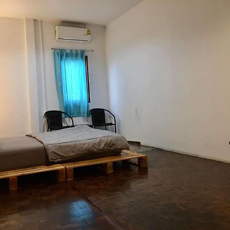 Zee Thai Hostel Bangkok Eksteriør bilde