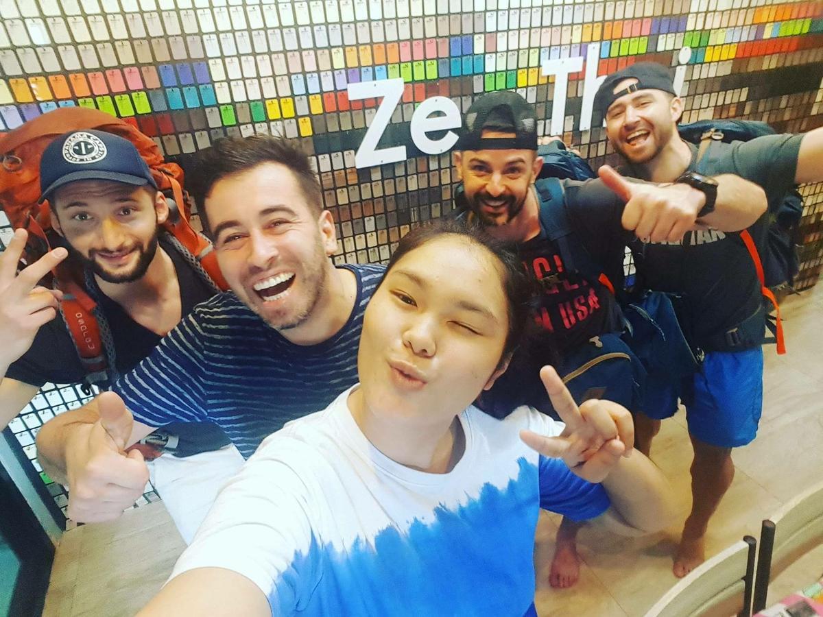 Zee Thai Hostel Bangkok Eksteriør bilde